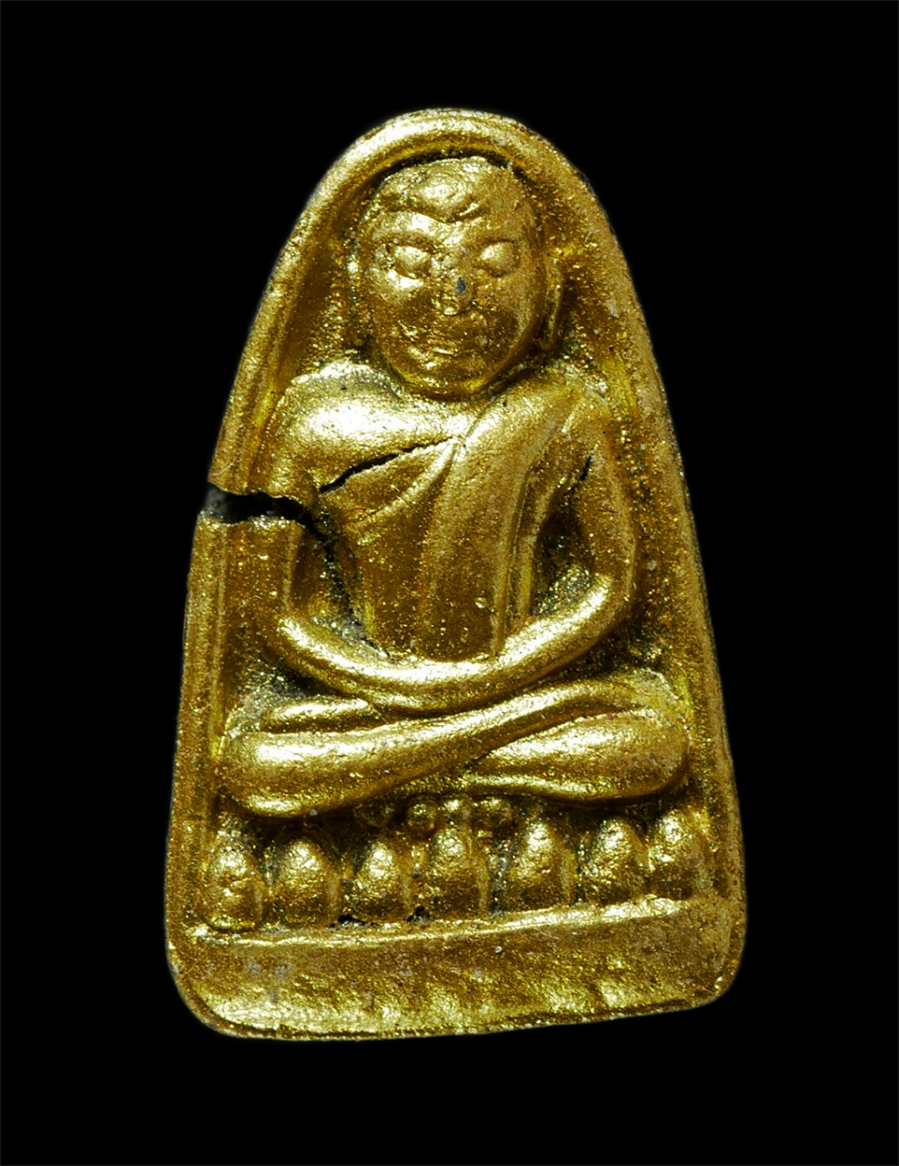 2569-01-21 (287)p.jpg - พระเพชรหลีก รุ่นแรก หลวงปู่ปัญญา ปัญญธโร วัดหนองผักหนามราษฎร์บำรุง จ.ชลบุรี พ.ศ.2554 เนื้อผงใบลาน ผงพุทธคุณฝังพลอยเสก ปัดทอง พระสวยมวลสารดี พร้อมกล่อง [..] | https://kamulet.in.th